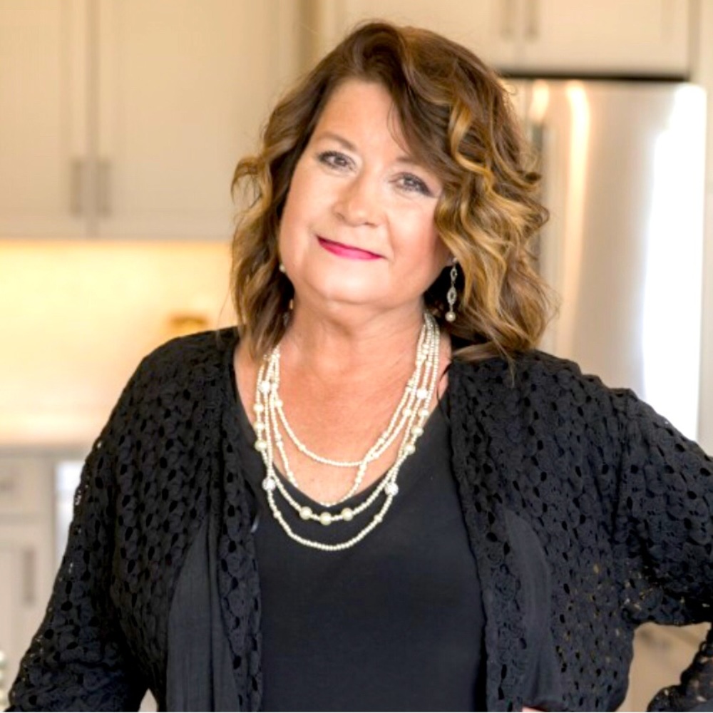 Meet your Posher, Melanie